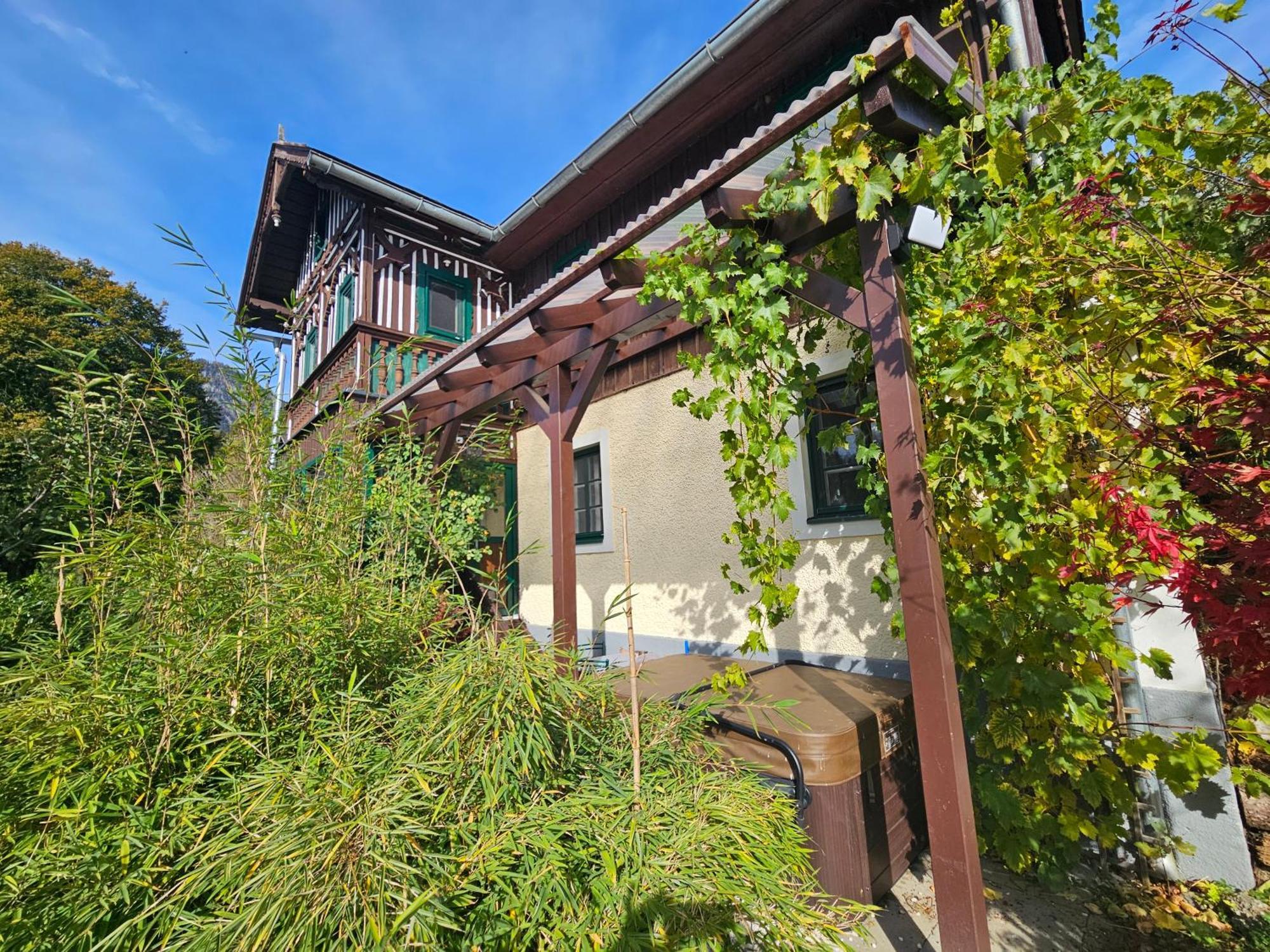 Premium Apartment Mit Privatem Whirlpool, Sauna, Garten Sankt Martin am Grimming Exterior photo